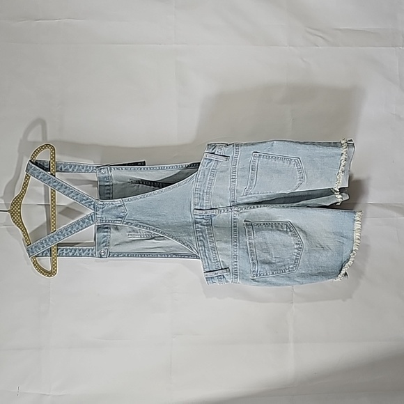 Cat & Jack  Jean Shorts Overalls - Picture 5 of 8